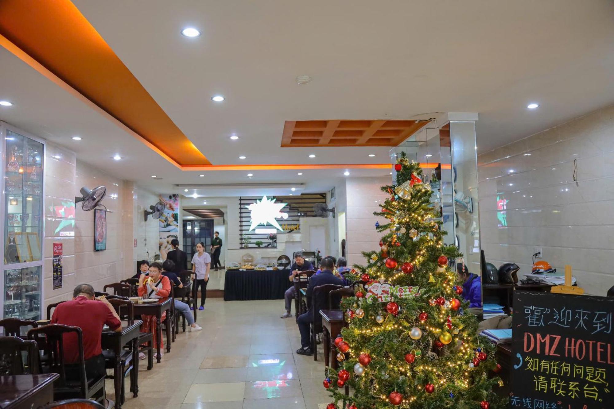 Dmz Hotel Hue Exterior foto